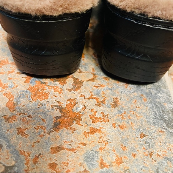 💋NWOB! Incredible BOC Fur & Leopard Print, Fur Lined Clogs! - Picture 5 of 12